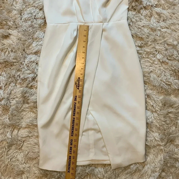 Do+Be One Shoulder Asymmetric Overlap Dress Size Large Color White NWT - Picture 8 of 11